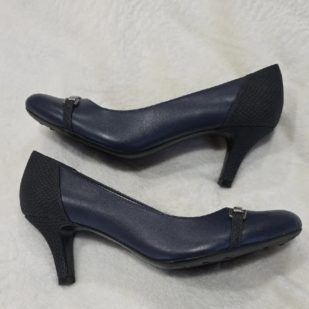 Life Stride Blue  Heels Sophisticated Design Comfort Insoles Sz 8 1/2 - Picture 5 of 11